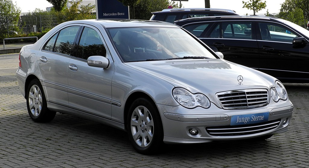 Picture of: File:Mercedes-Benz C  Elegance (W , Facelift) – Frontansicht