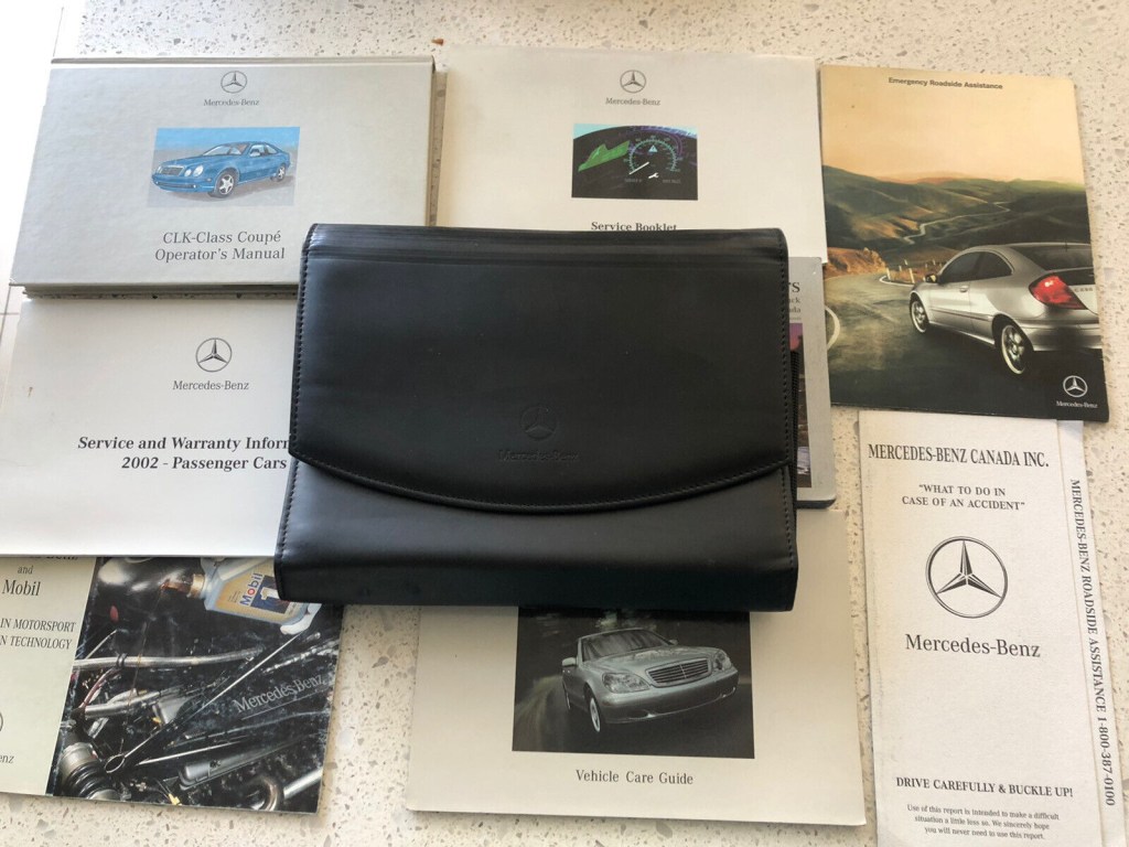 Picture of: MERCEDES BENZ CLK CLK AMG COUPE OWNERS MANUAL SET CASE INCLUDED  OEM