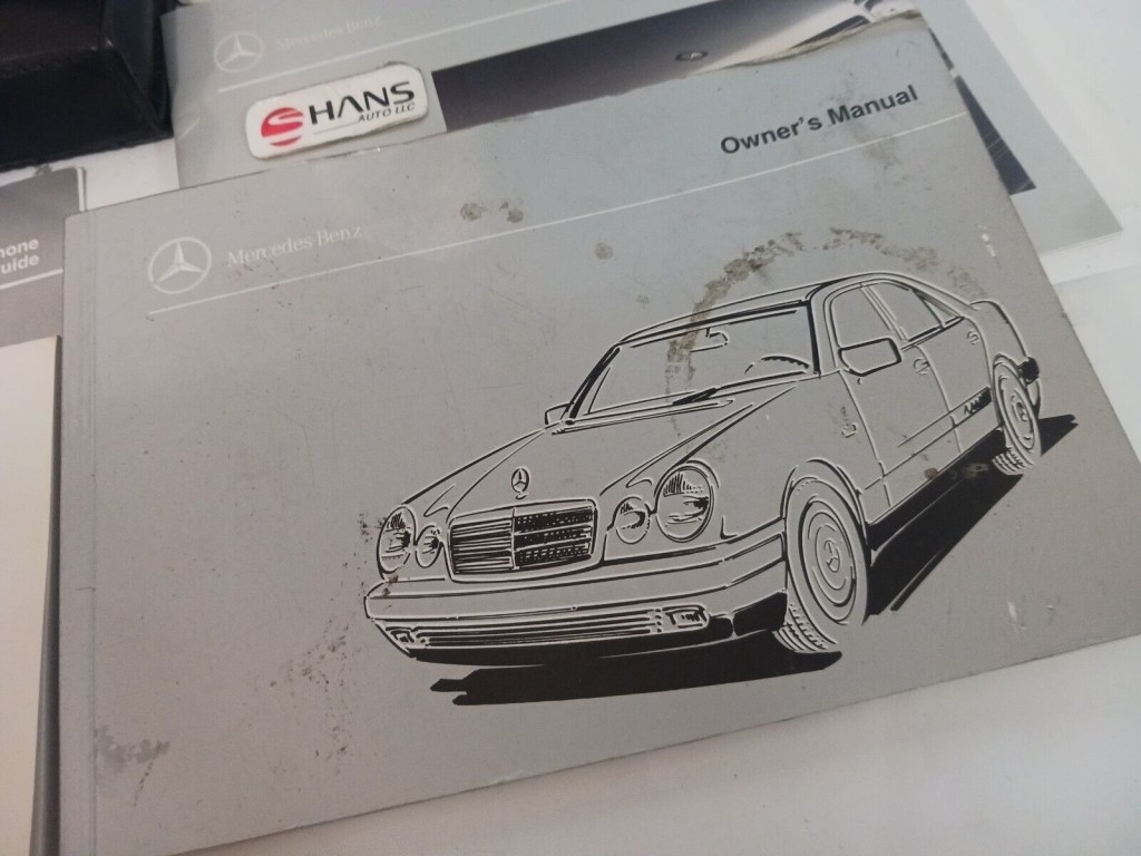 Picture of: Mercedes Benz ED/E/E Owners Manuals With Leather Case M