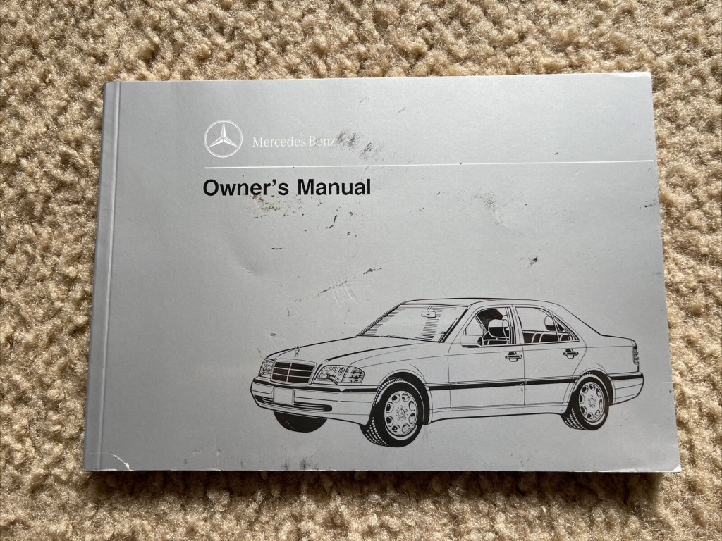 Picture of: MERCEDES BENZ MB W C C OWNERS MANUAL BOOK OEM ORIGINAL  EXCELLENT