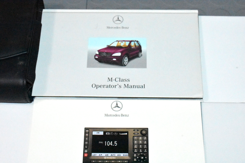 Picture of: Mercedes Benz ML Class    ML ML ML AMG Owners Manual –  SET