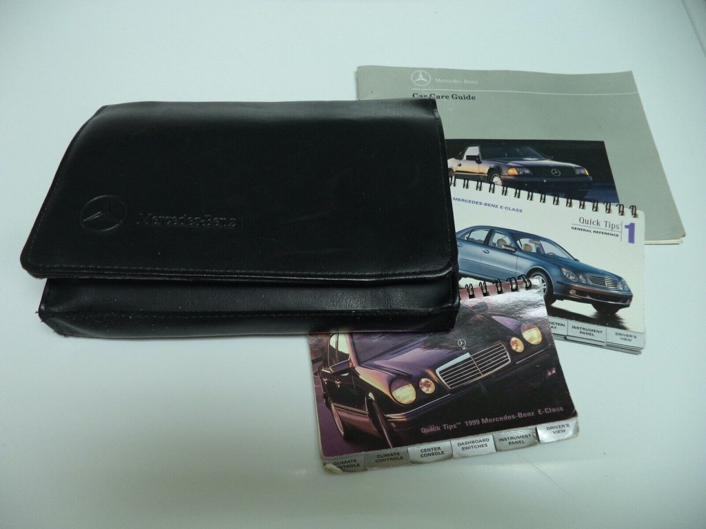 Picture of: MERCEDES BENZ  SLK  OWNERS MANUAL LEATHER CASE +  E CLK