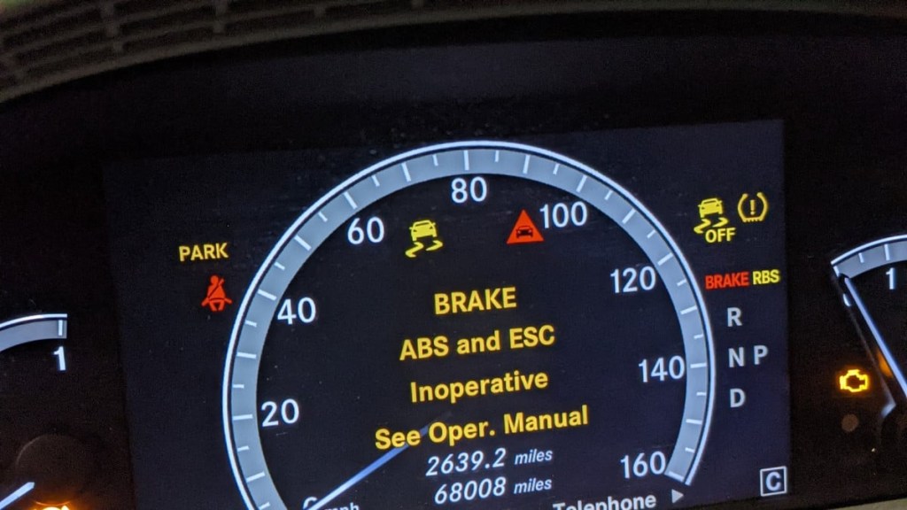 Picture of: Run Flat Inoperative, ABS, ESP Malfunction On Mercedes-Benz